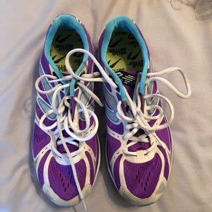 Newton Size 9.5 Kismet Running Shoes